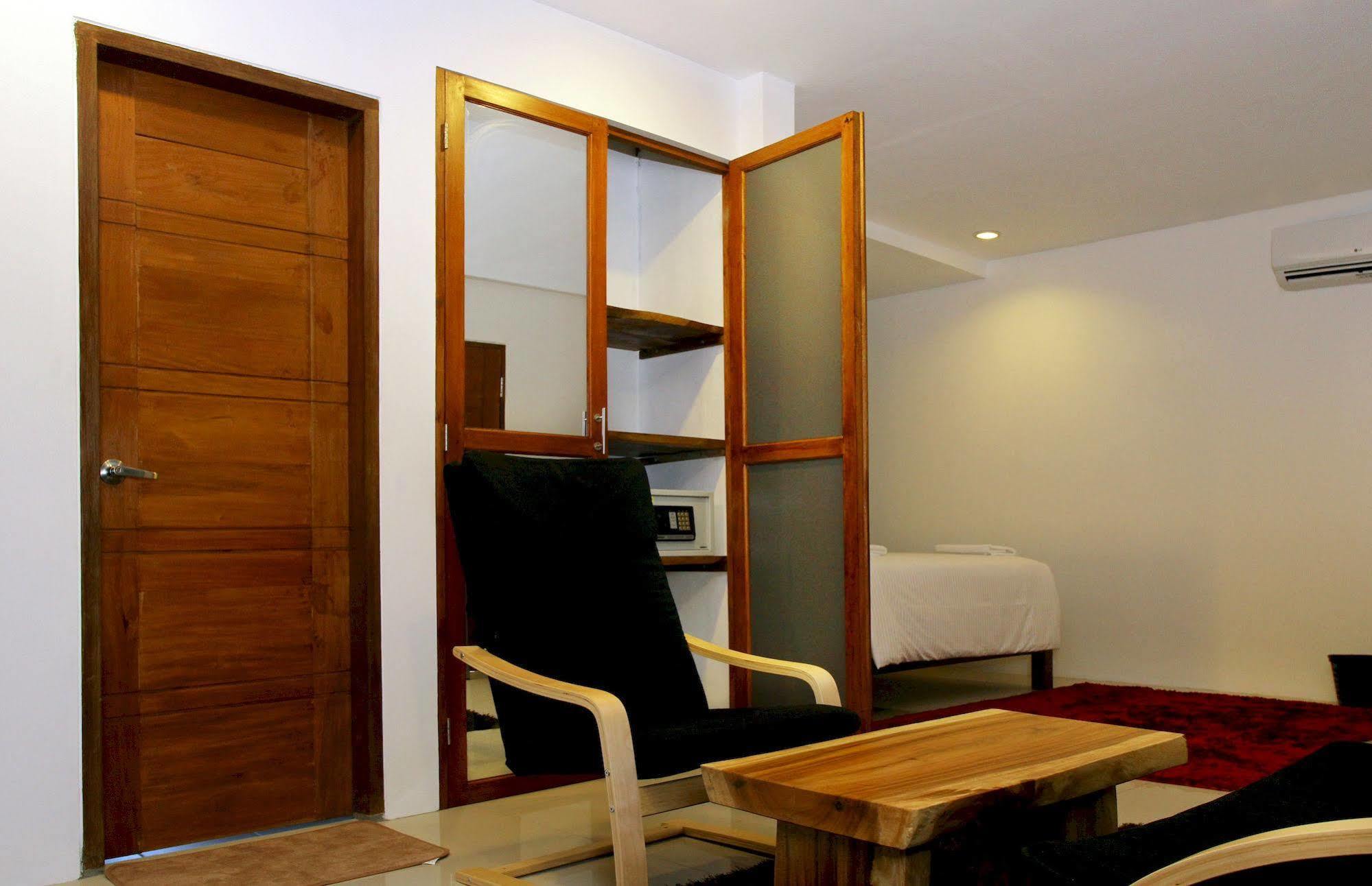 Taco Corner Apartment Gili Trawangan Bagian luar foto